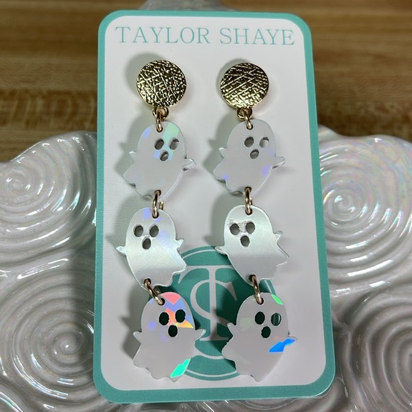 Triple Ghost Drops👻Taylor Shaye❤️ - Picture 5 of 6